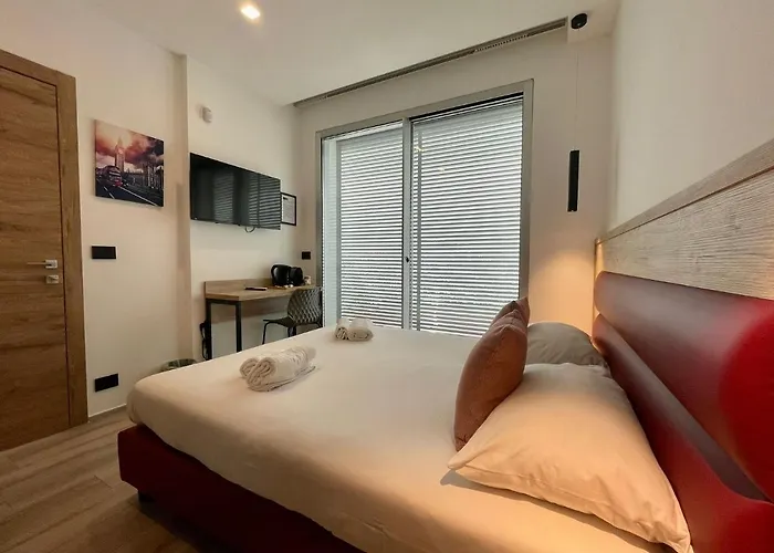 Couette-café Airport 4*