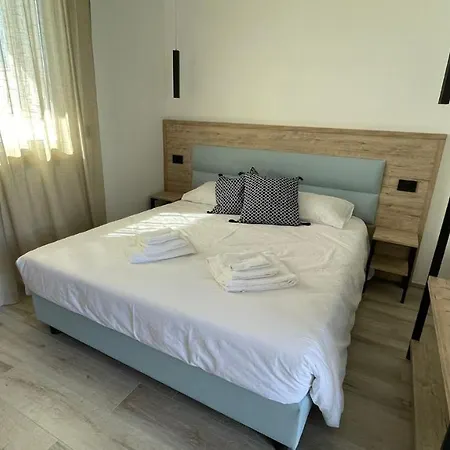 Couette-café Airport 4*