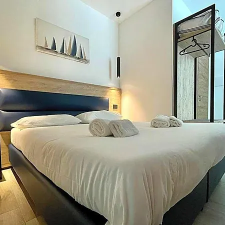 Airport Bed & Breakfast 3*