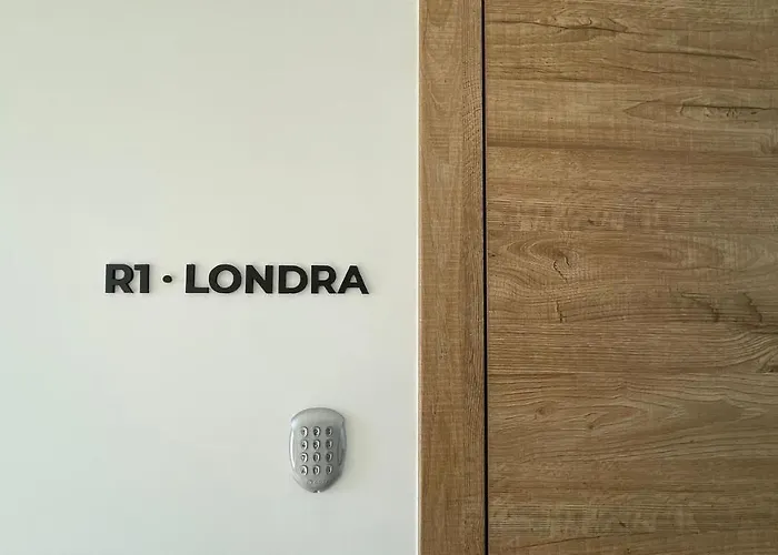 Nocleg ze śniadaniem Airport 4*