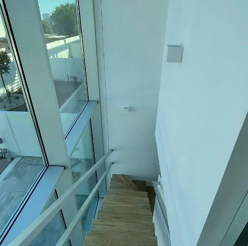 Airport Nocleg ze śniadaniem Bari